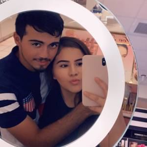 Meet your Posher, Chris